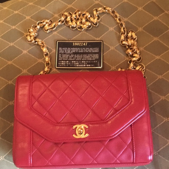Authentic Chanel bag - Picture 7 of 15